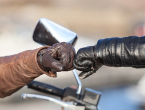 Elegancki prezent dla motocyklisty – co wybrać?