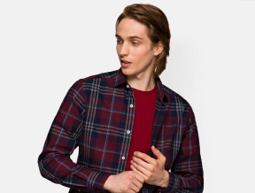 Jasne jeansy — stylizacje, które będą hitem tego lata!