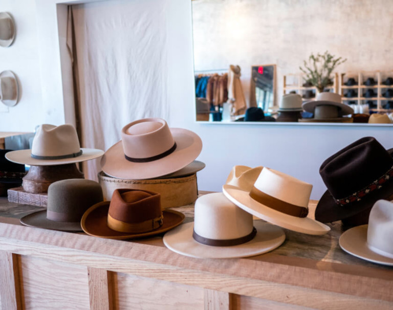 Jak dobrać rozmiar kapelusza? Sprawdź przed zakupem