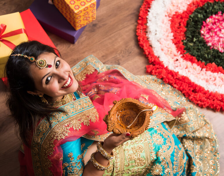 Diwali, czyli święto świateł − co podarować najbliższym?