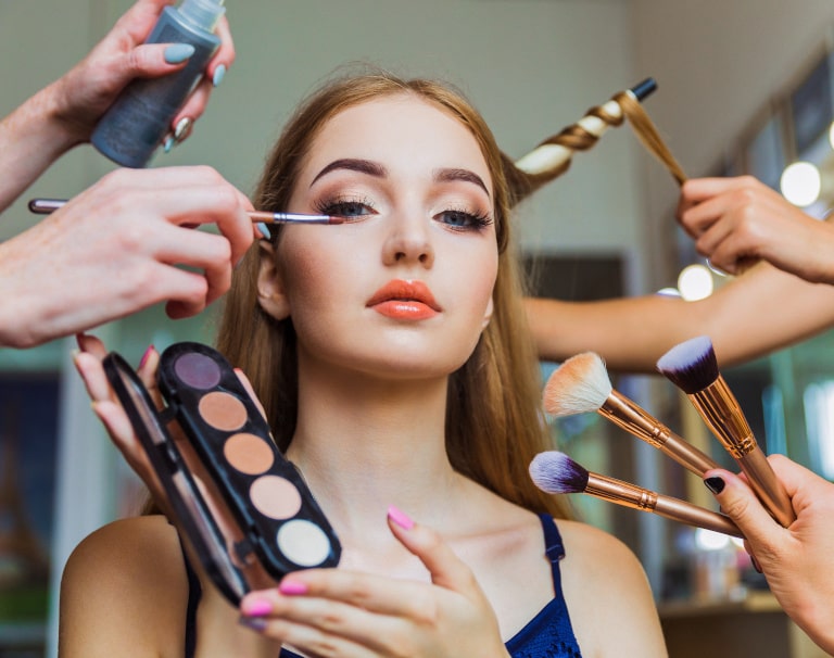 Make-up – trendy na 2023