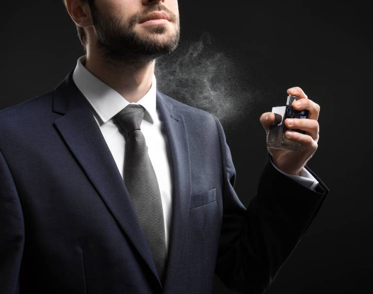 Jak dobrać perfumy do stylizacji? Zbiór porad oraz inspiracji