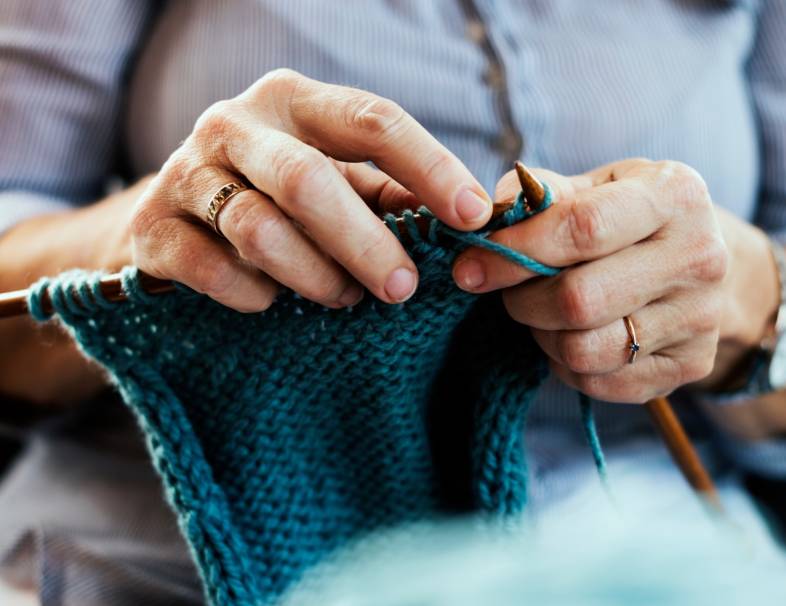 Moda na drutach – czy odzież i dodatki home made wrócą do łask?