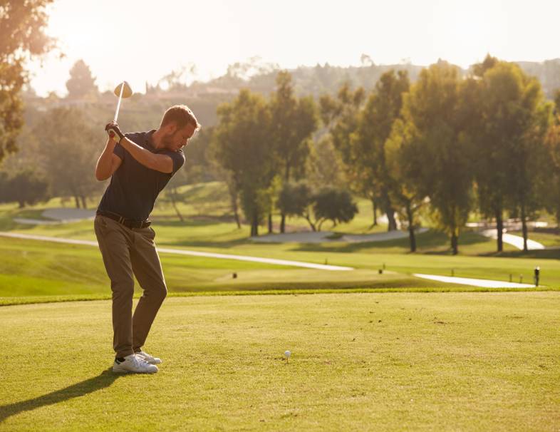 Jaki powinien być strój golfisty? Poznaj golfową etykietę