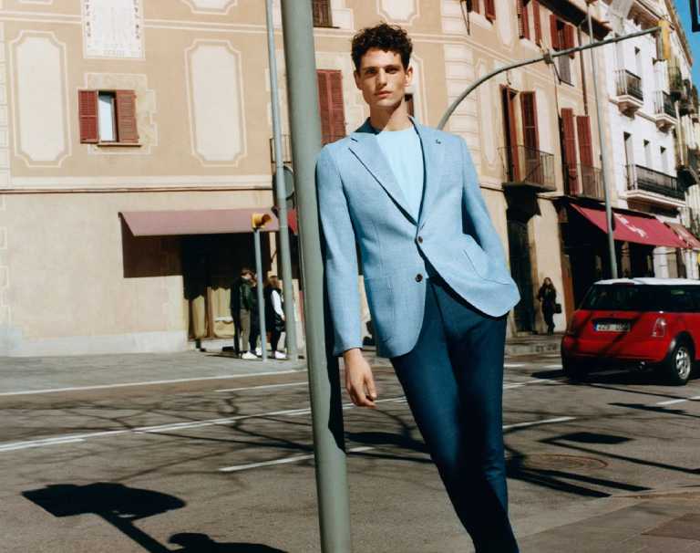 Total look – co to za rodzaj stylizacji i na jakie okazje pasuje?