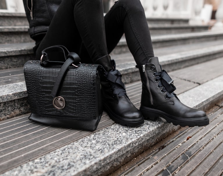 Najmodniejsze buty – zima 2023/2024. Poznaj trendy!