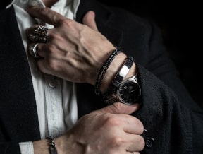 Jak nosić bransoletki z zegarkiem? Porady Lancerto