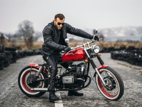 Jak się ubrać na motocykl wygodnie, ale i stylowo? Podpowiadamy!