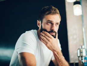 I Ty możesz ubierać się jak Penn Badgley. Poznaj jego nowojorski styl!