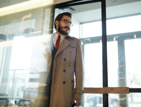 Prochowiec męski na jesień – jak go wybrać?